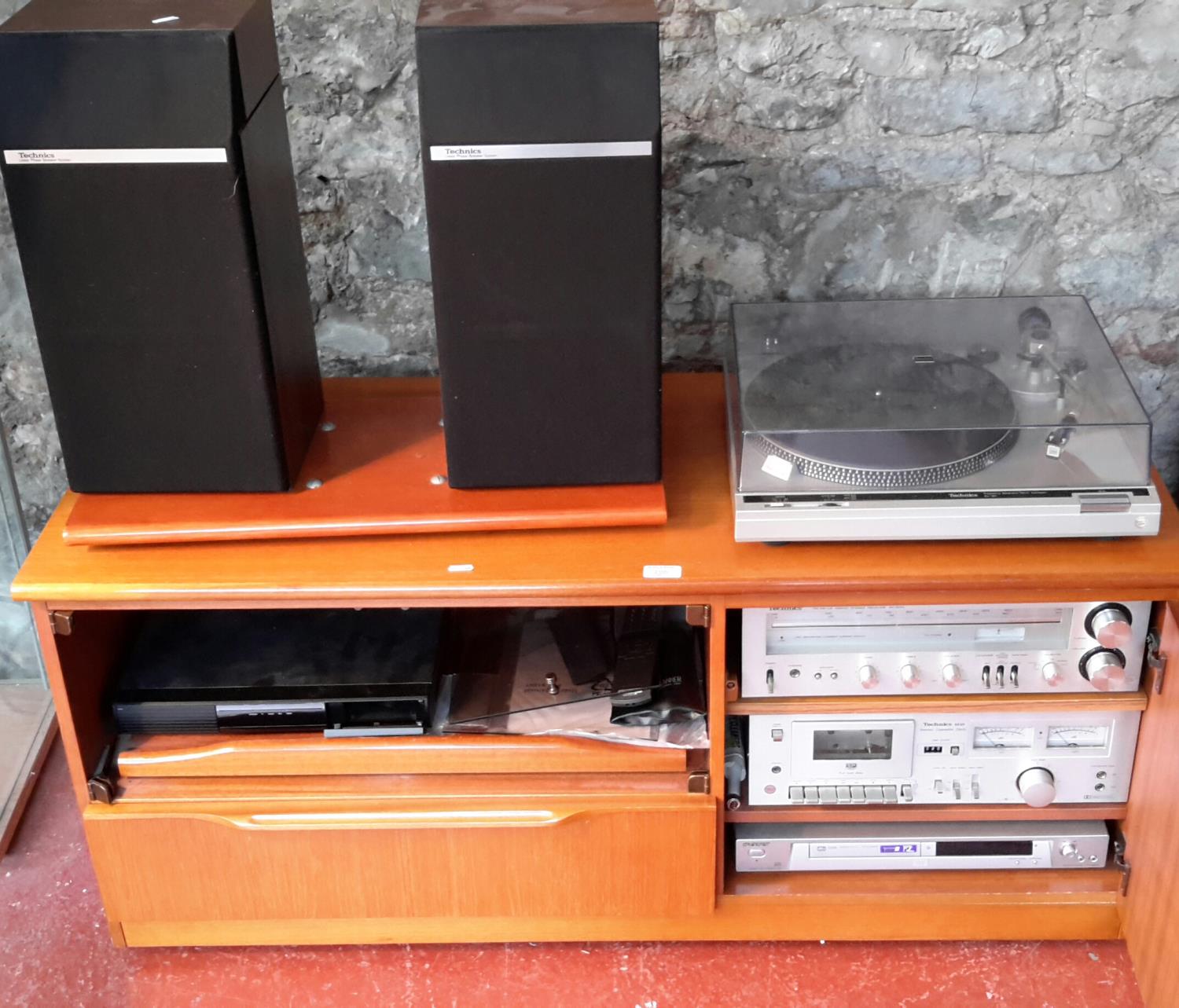 Technics separates with speakers in fitted retro cabinet