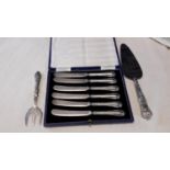 Sheffield silver handles knife set in fitted case together with 2 silver handled servers