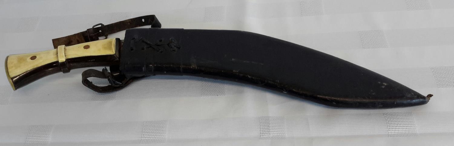 Burmese kukri knife, pre 1945, with wooden handle & leather sheath