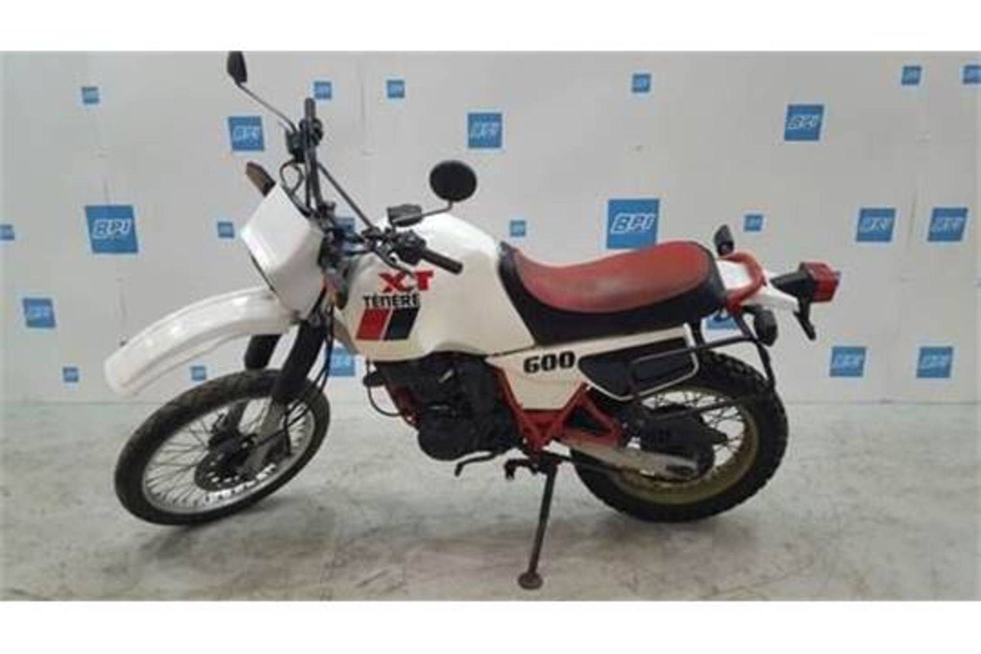 1984 Yamaha XT600 Tenere - Image 5 of 6