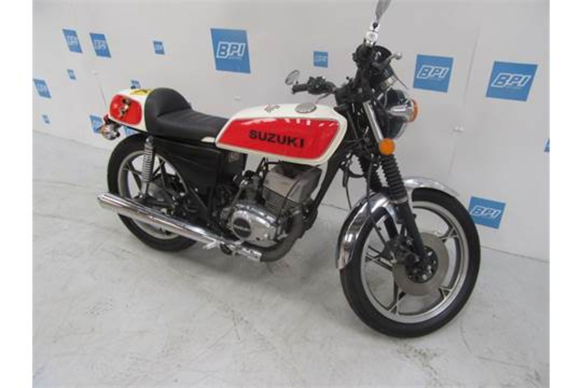 1980 Suzuki GT200 Cafe Racer - Image 4 of 5