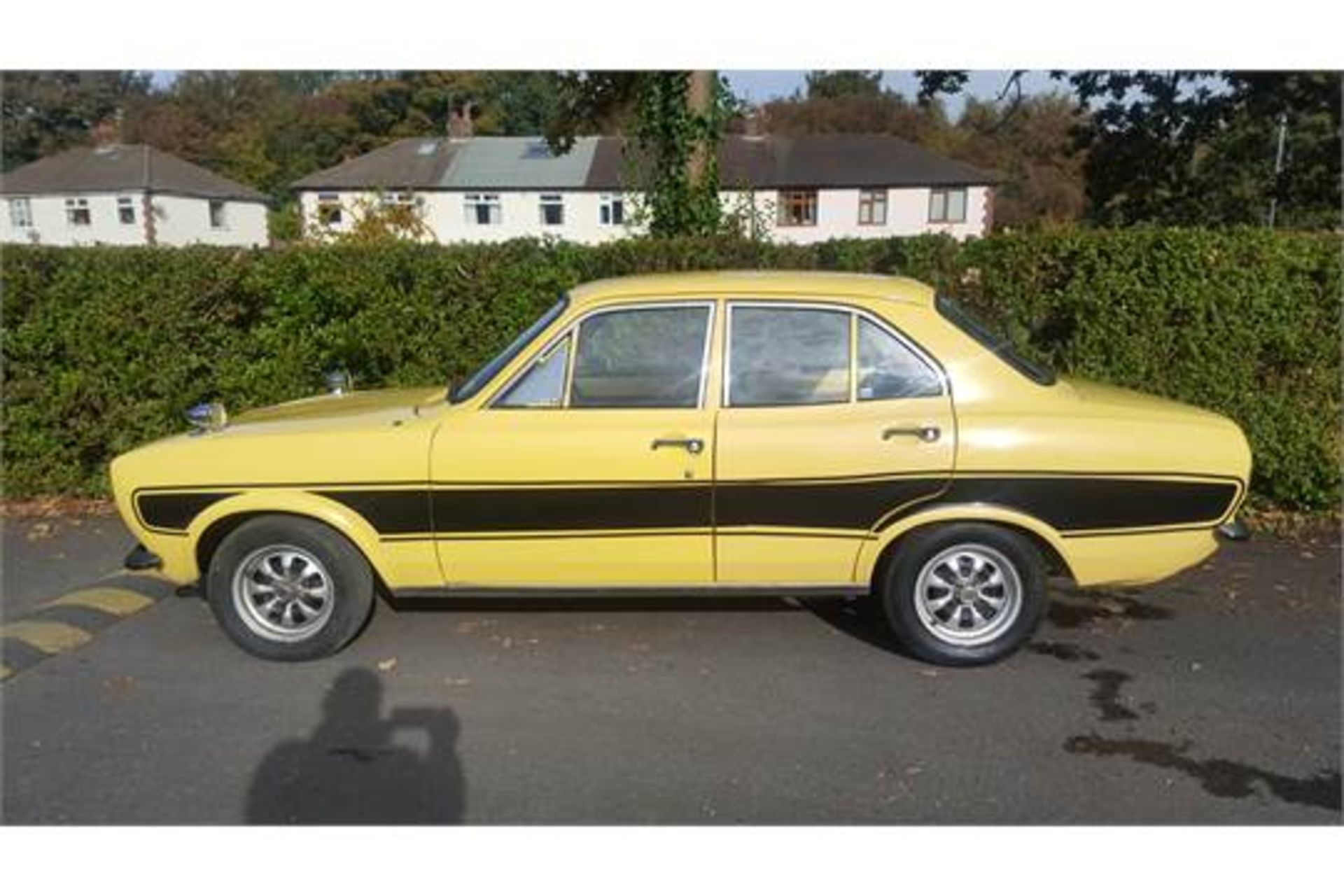 1974 Ford Escort MK1 1.6 Auto 4dr - Image 5 of 10