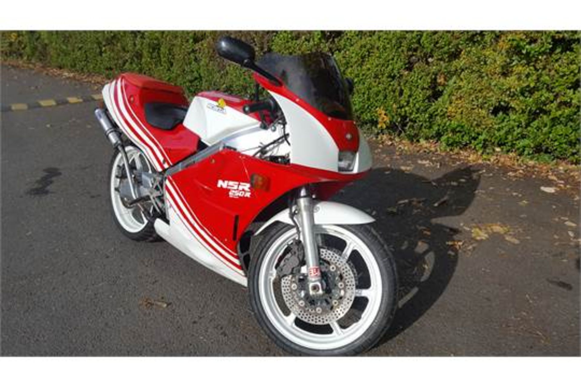 Honda NSR250R - Image 2 of 8