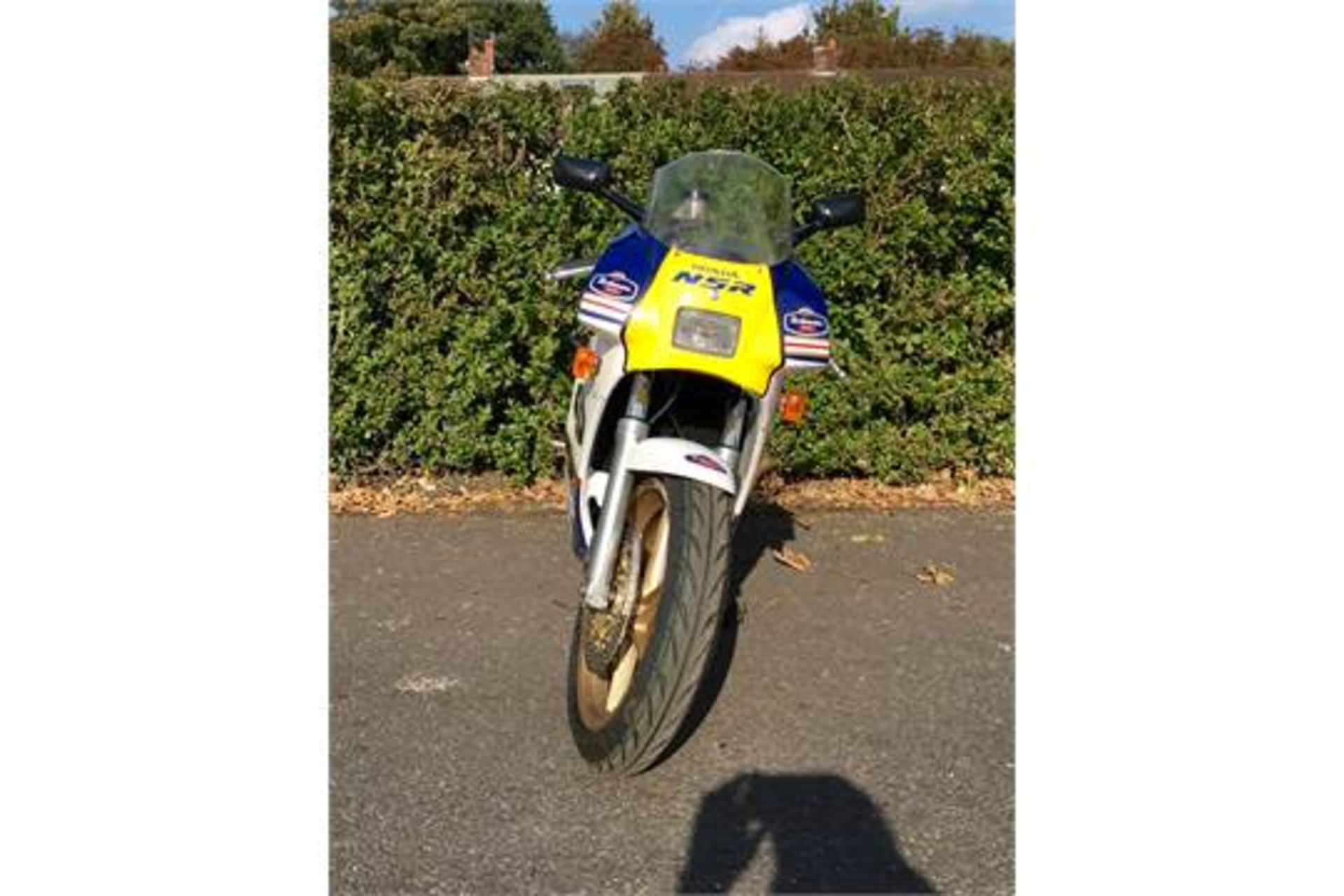 1988 Honda NSR250R SP RJ4 Rothmans Only 5,000kms From New - Bild 7 aus 9