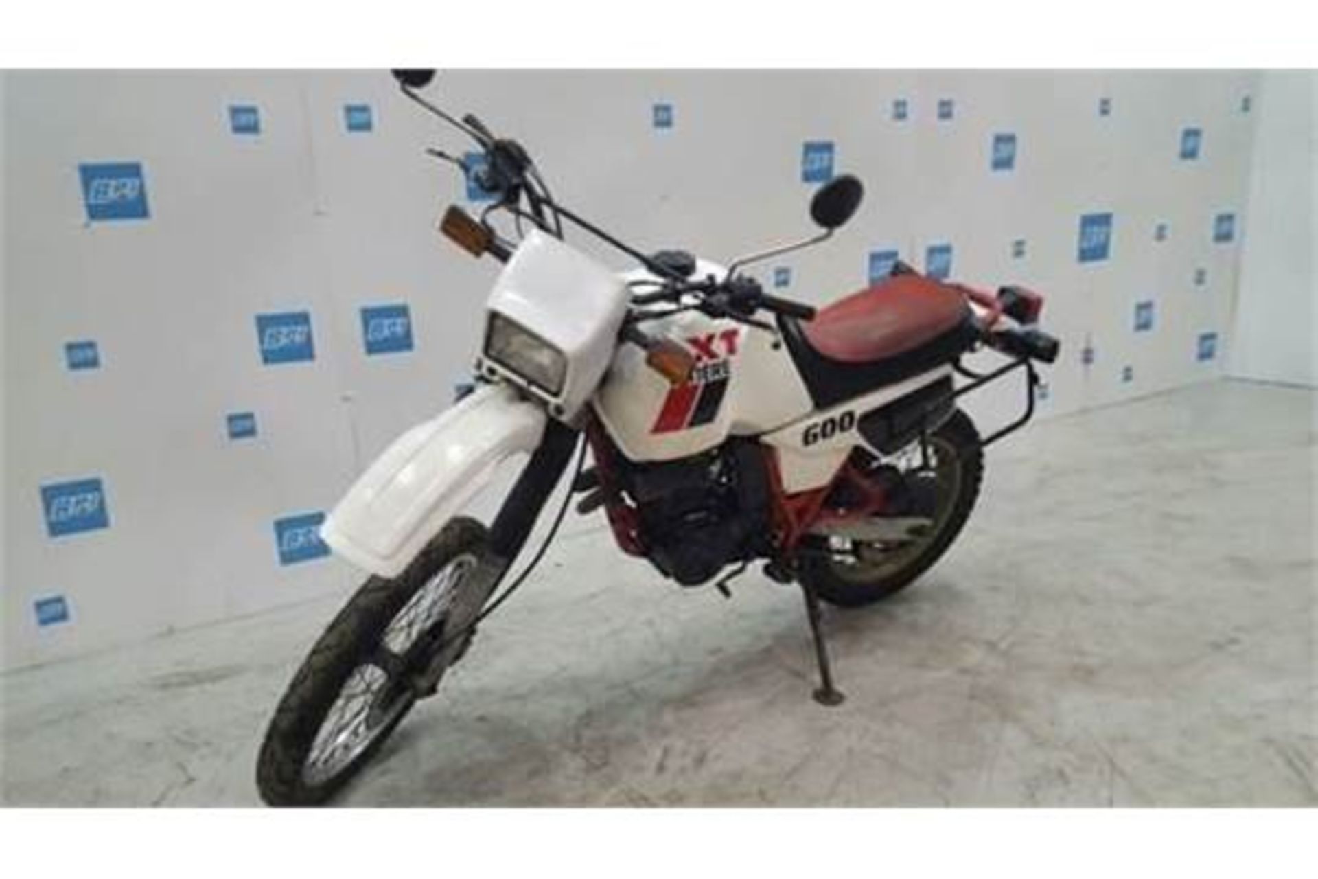 1984 Yamaha XT600 Tenere - Image 4 of 6