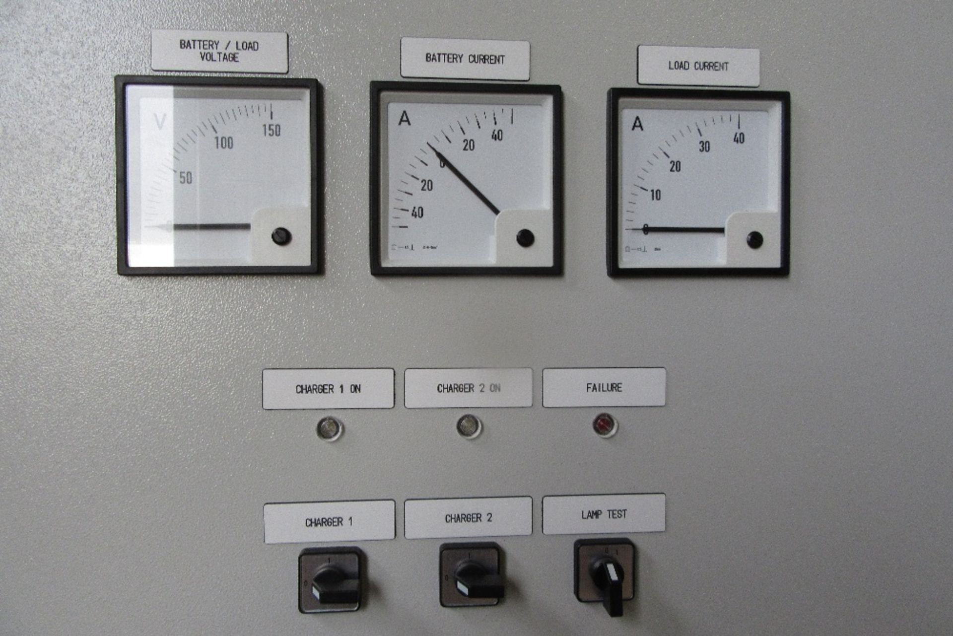 Woodward Power Solutions 110V DC Board Control Cabinet inc: Glattungsdrossel MH20, Einphasen 4.5KVA - Bild 4 aus 17