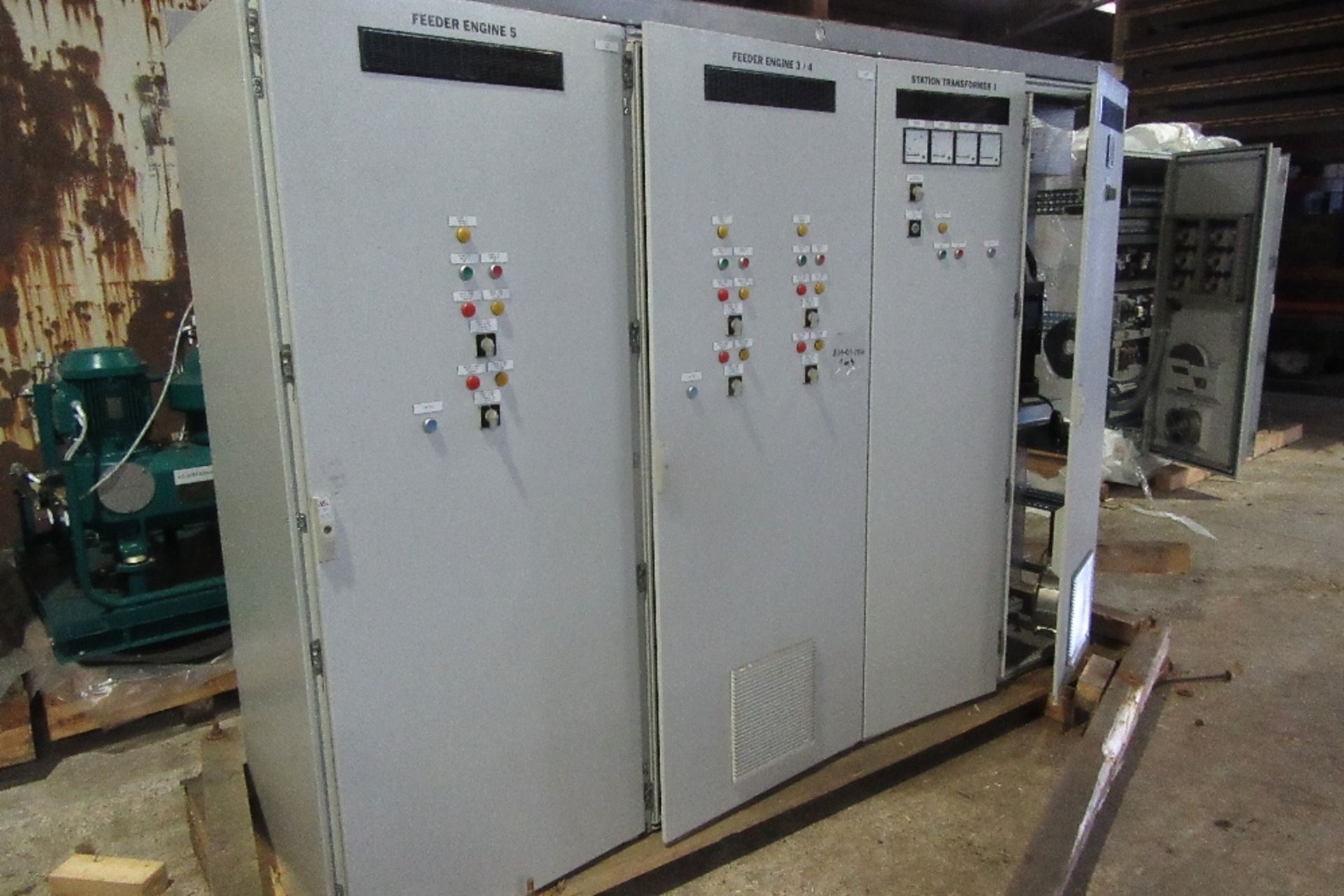 Woodward Power Solutions Feeder Engine / Station Transformer Control Cabinet inc: Merlin Gerin Compa - Bild 2 aus 16