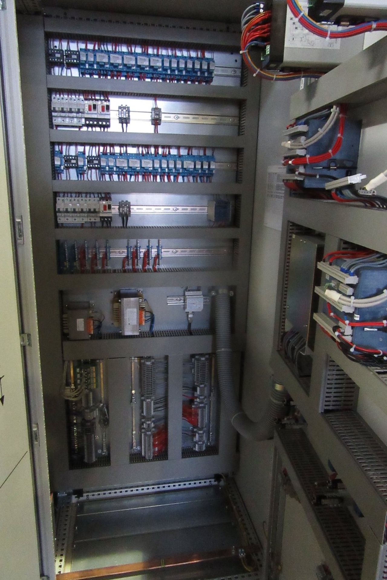 Woodward Power Solutions Station Transformer / Utility Feed Control Cabinet inc: Prometer KVAR Meter - Image 12 of 27