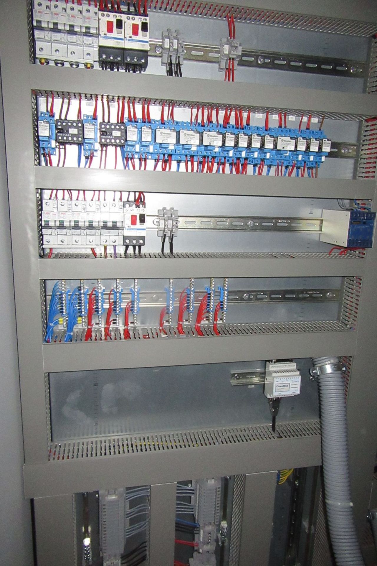 Woodward Power Solutions Station Transformer / Utility Feed Control Cabinet inc: Prometer KVAR Meter - Bild 26 aus 28