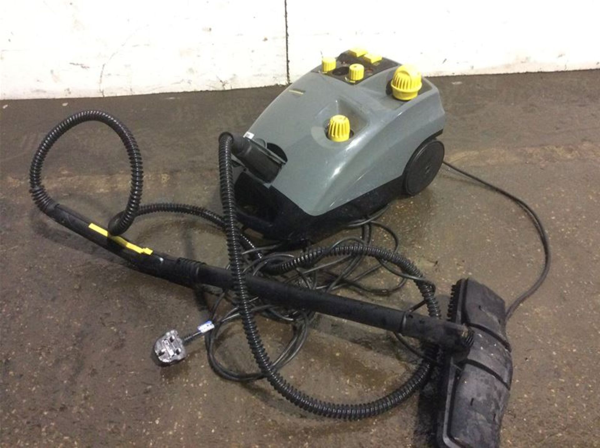 KARCHER DE 4002 PROFESSIONAL STEAM CLEANER - 240V