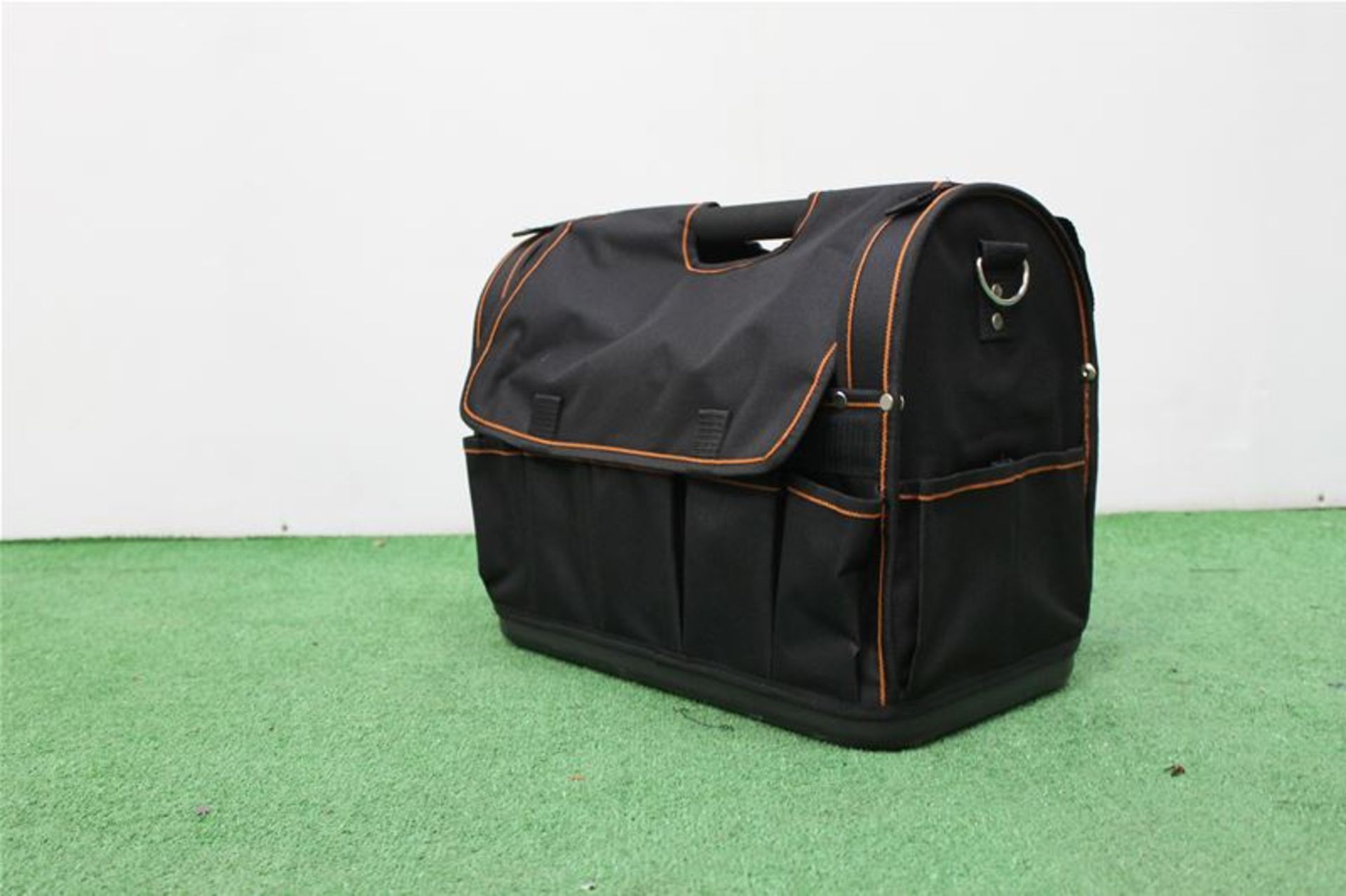 HOLDON Heavy Duty 17in Rubber Based Tote Bag - Image 3 of 3