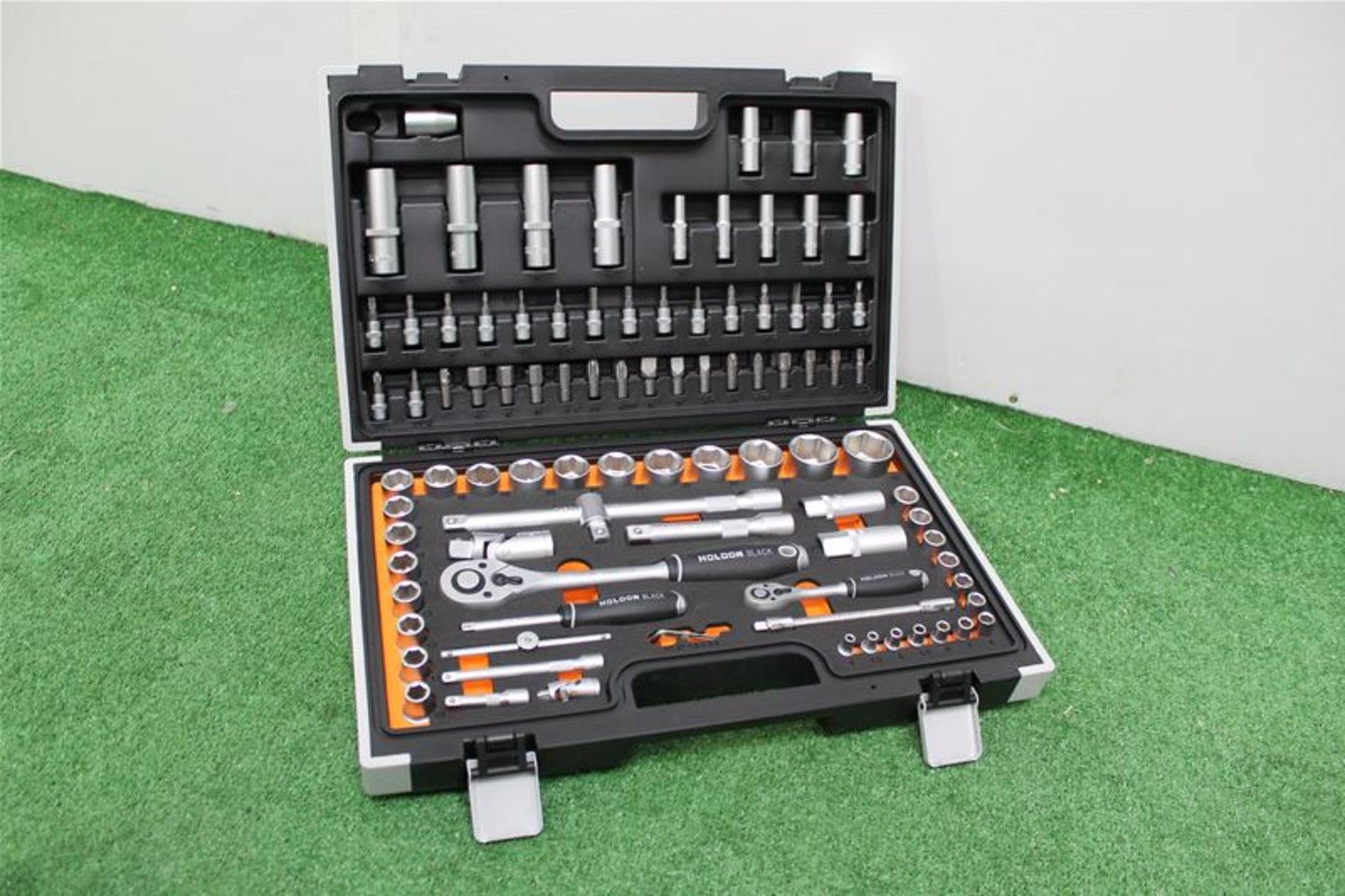 25 x HOLDON BLACK 1/4in- 1/2in Socket Set - Image 2 of 3