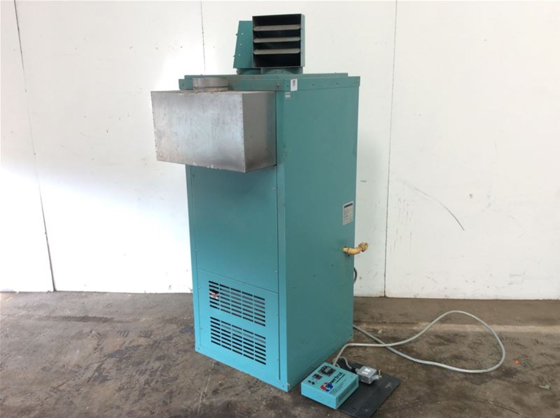 POWERMATIC PAG100UF/1 FREESTANDING NATURAL GAS FIRED INDUSTRIAL SPACE HEATER - 30KW