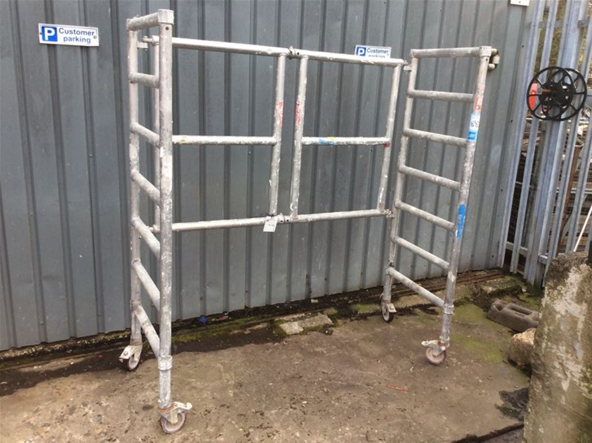 FOLD UP WORK PLATFORM - 6FT WIDE