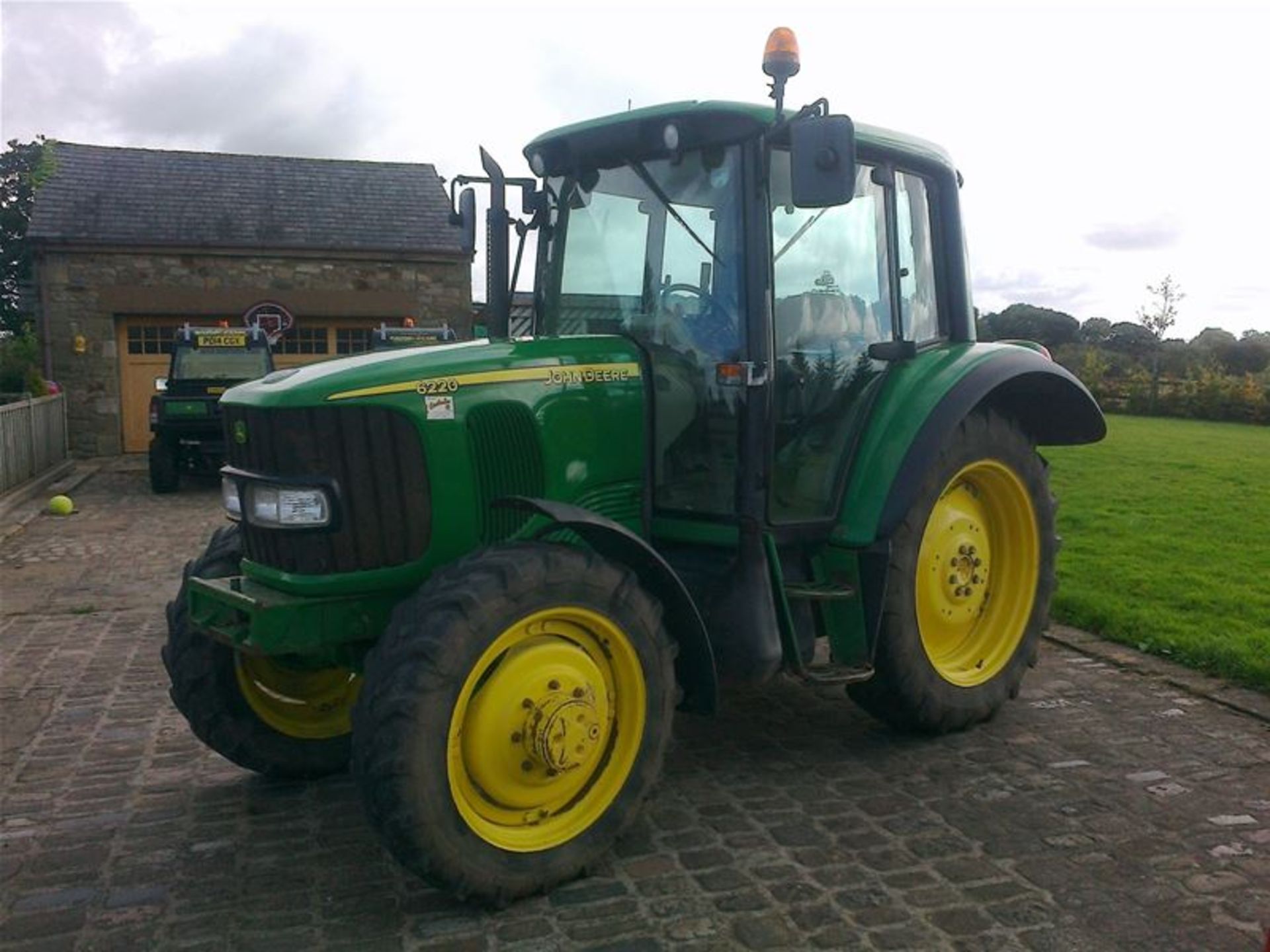 2003 John Deere 6220 Premium Tractor - Bild 3 aus 4