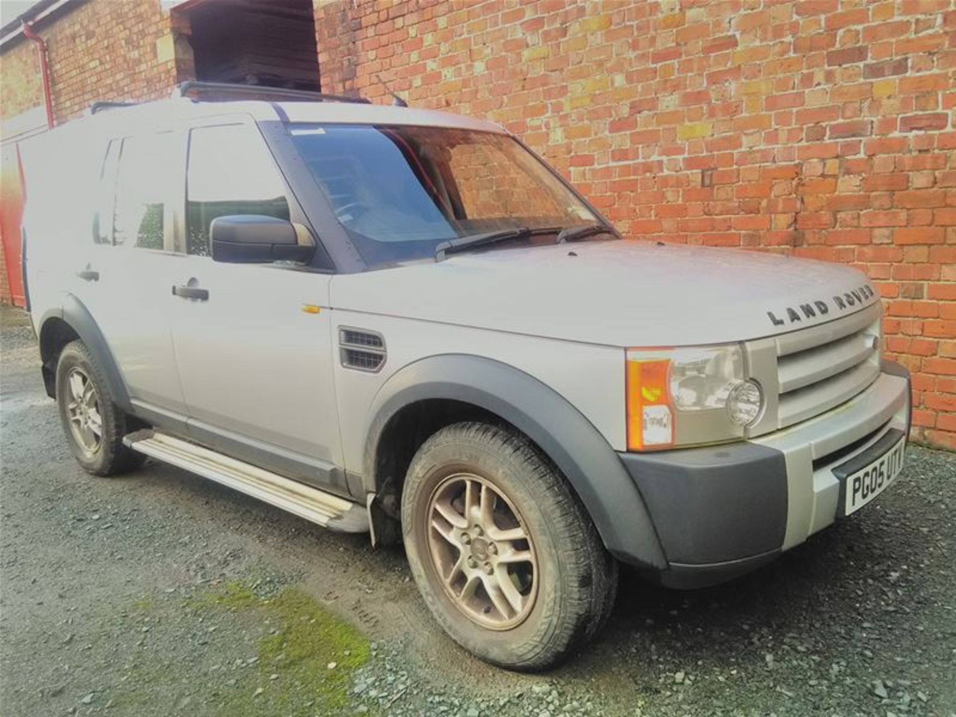 2005 Landrover Discovery Van