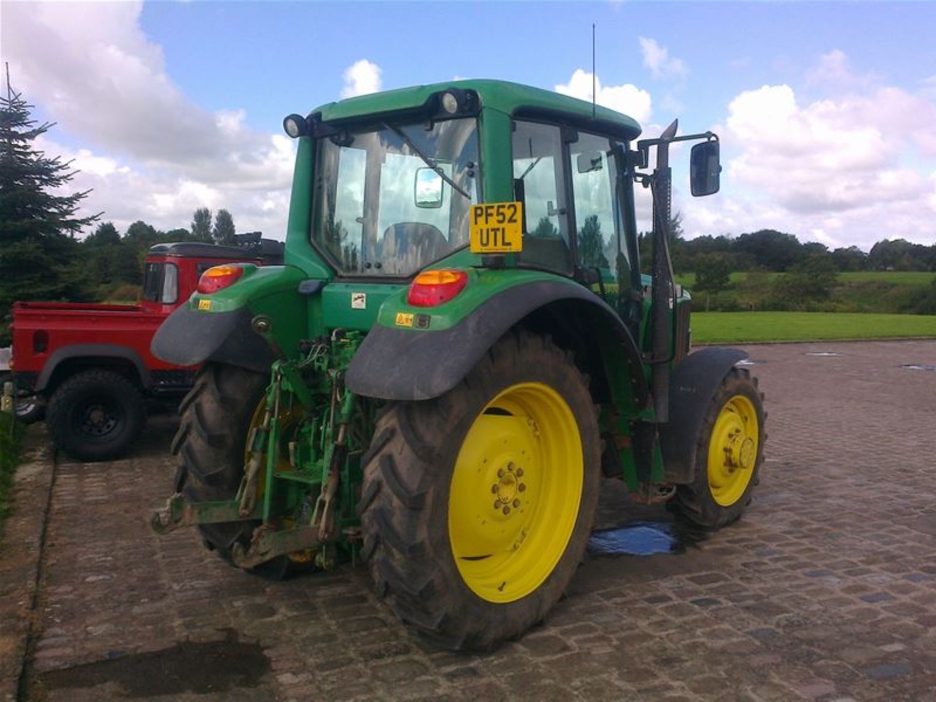 2003 John Deere 6220 Premium Tractor - Image 2 of 4