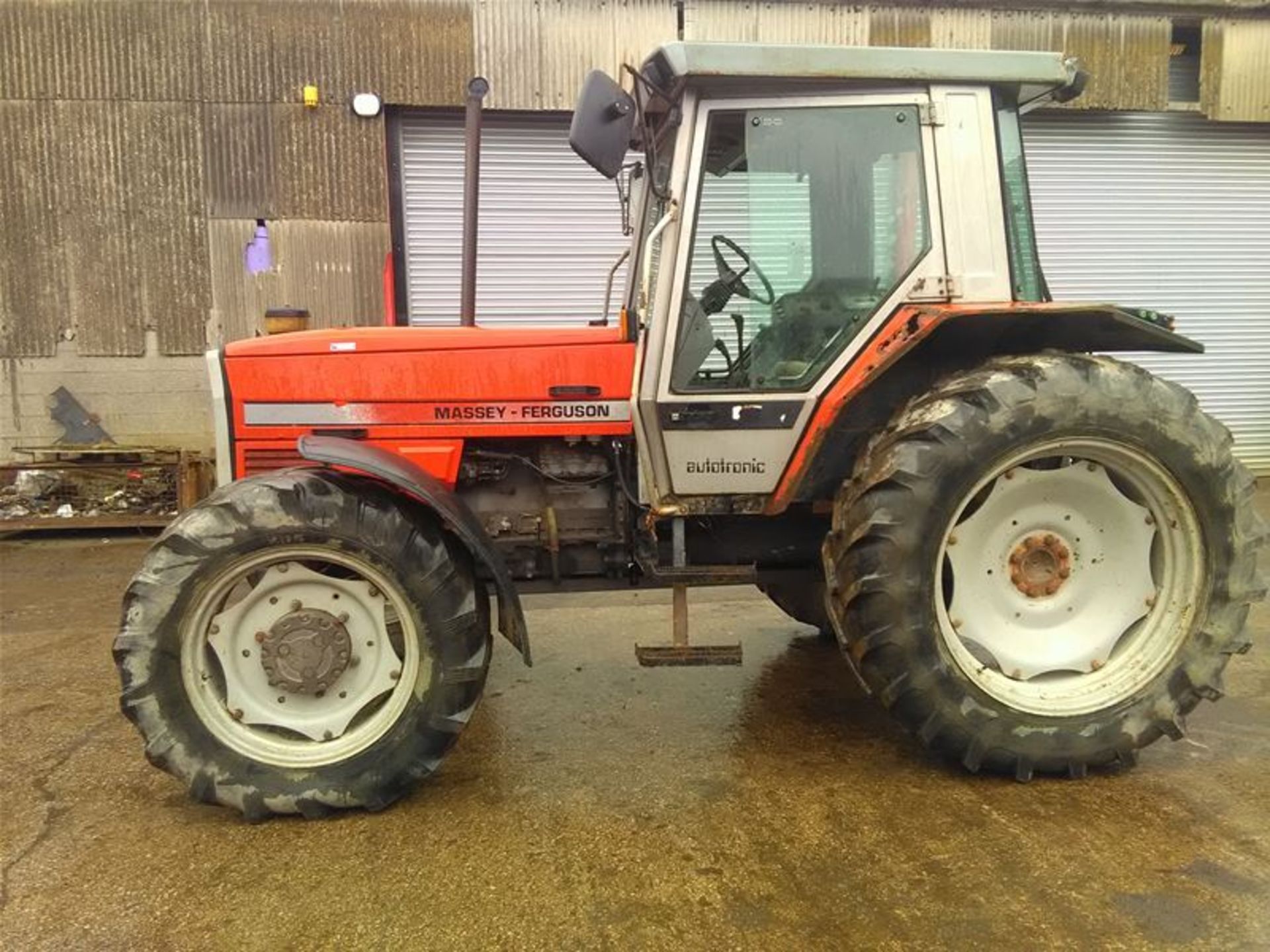 1993 Massey Ferguson 3085 Tractor