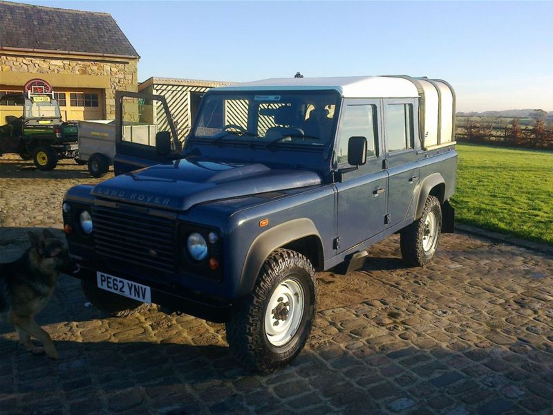 2012 Landrover 110 Double Cab - Image 6 of 10