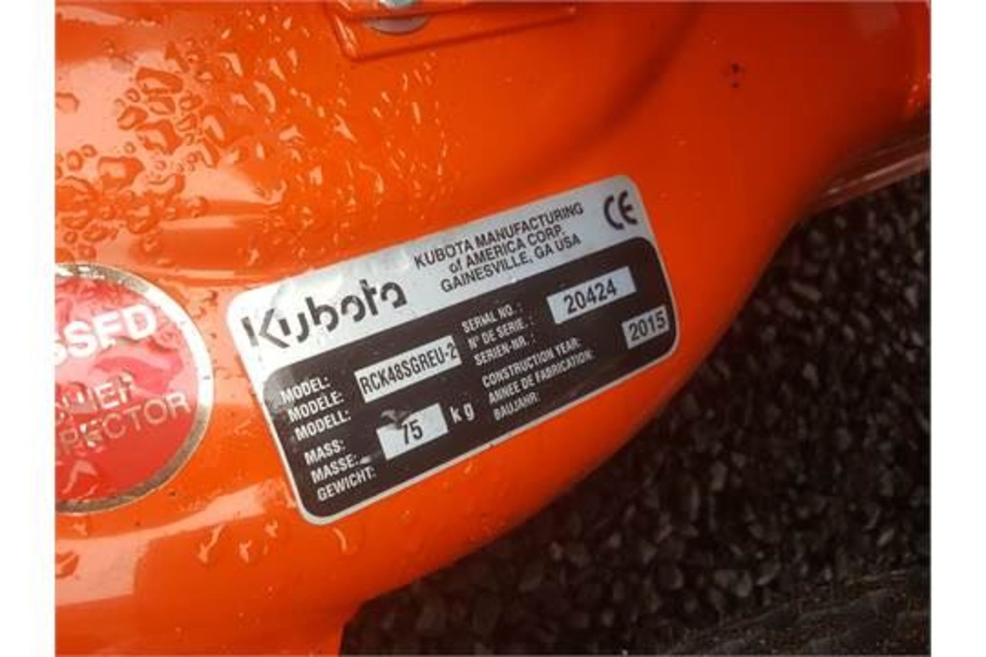 2016 Kubota GR2120 Diesel Mower 48inch deck with mulching kit - Image 9 of 10