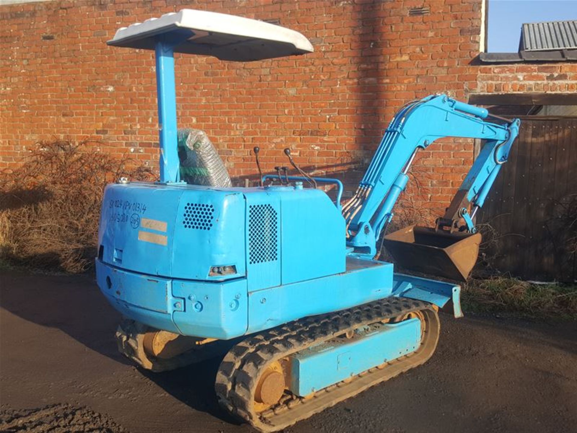 Kolbeco SK024 Mini Digger / Tracked Excavator - Image 3 of 6