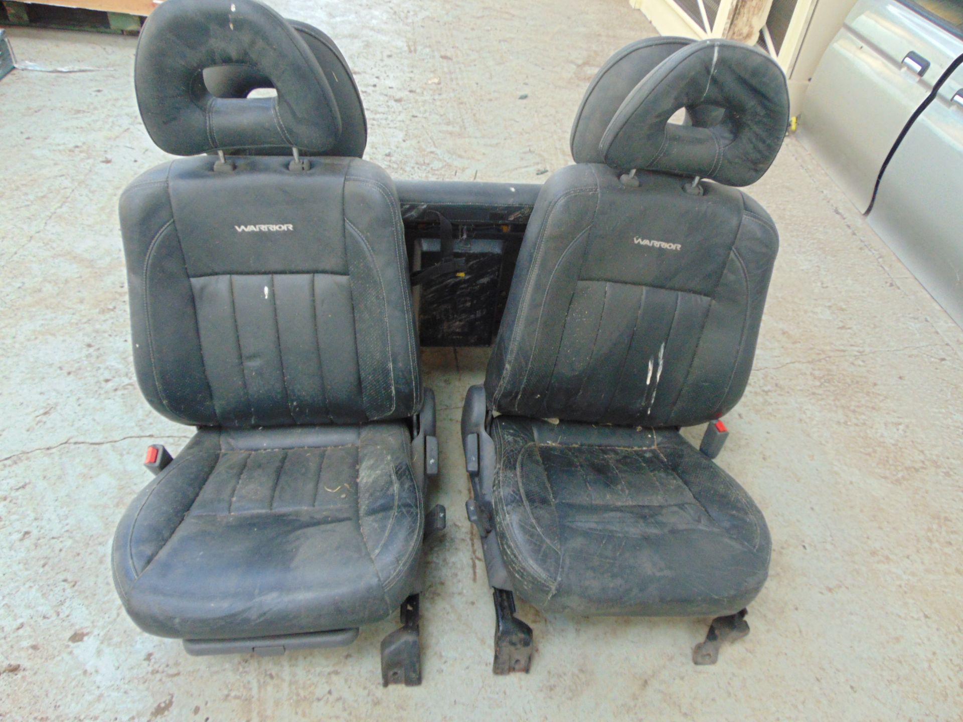 L200 warrior leather interior x2 front seats and rear seat