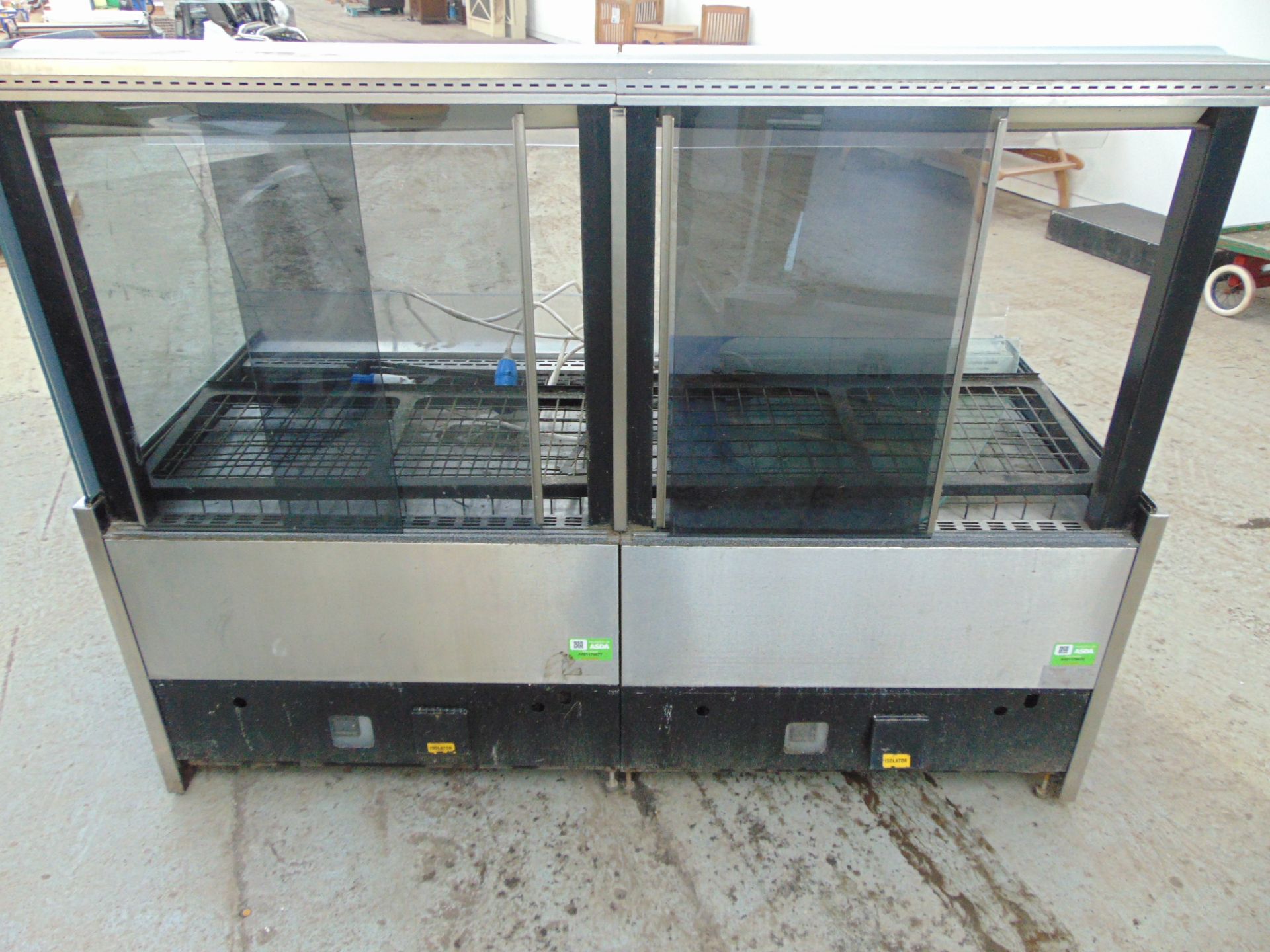 Nuttall hot food servery unit- rear loading with x4 doors digital temp gauge x32 amp - Image 3 of 7