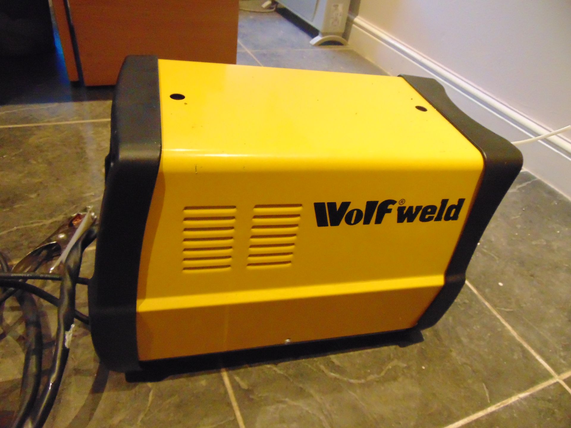 Wolfweld 140amp mig welder- still in box never used- cost over £400.00 - Image 5 of 8