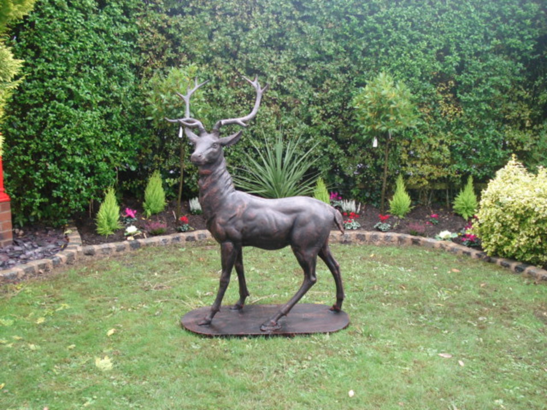 LIFESIZE NEW PROFESSIONAL CAST IRON STATUE OF A DEER ON PLINTH IN BRONZE FINISH