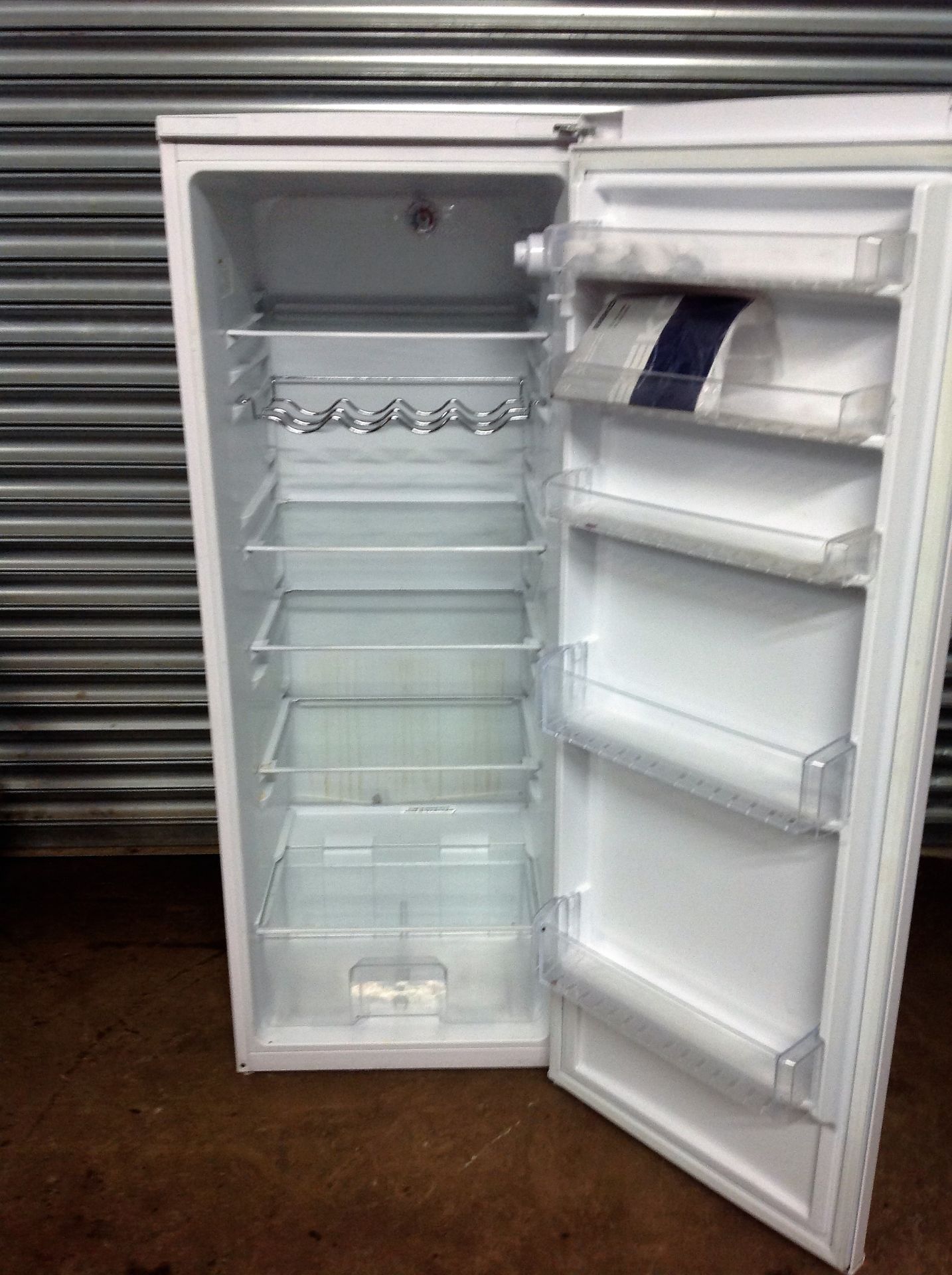 Beko Domestic White Refrigerator -Model: L54261 / B270U - H: 145cm W: 55cm D: 54cm - Image 2 of 3