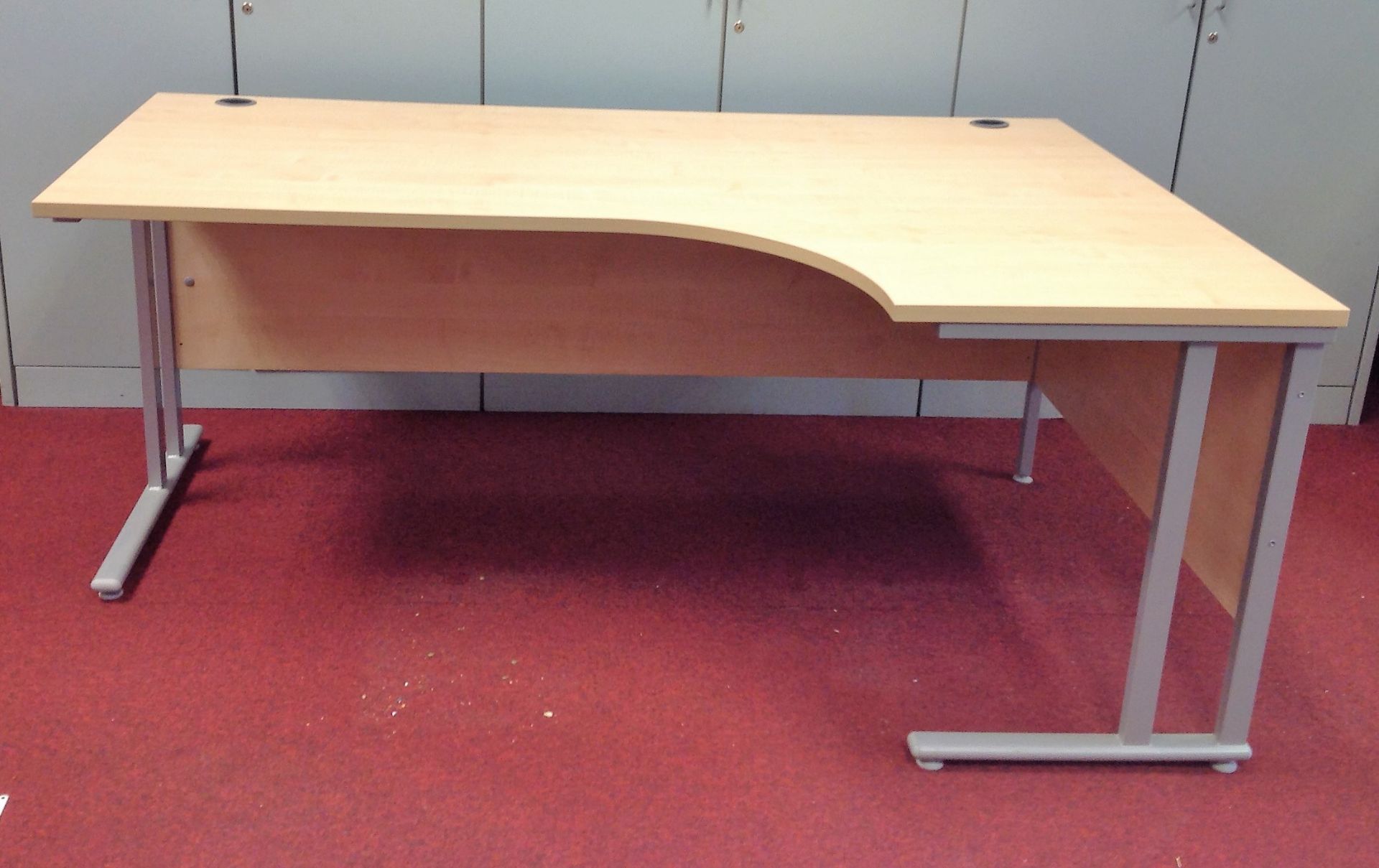 Corner Desk - Measurements: H: 73cm L: 180cm D: 120cm (14) - Image 2 of 2