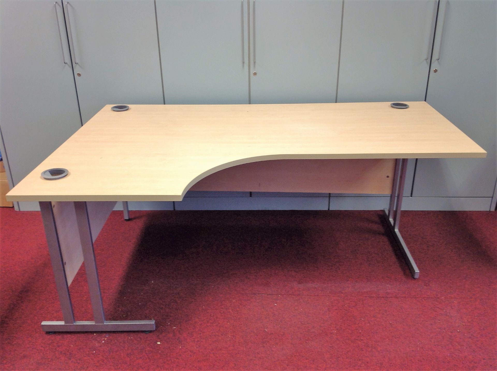 Corner Desk - Measurements: H: 73cm L: 160cm D: 120cm (17)