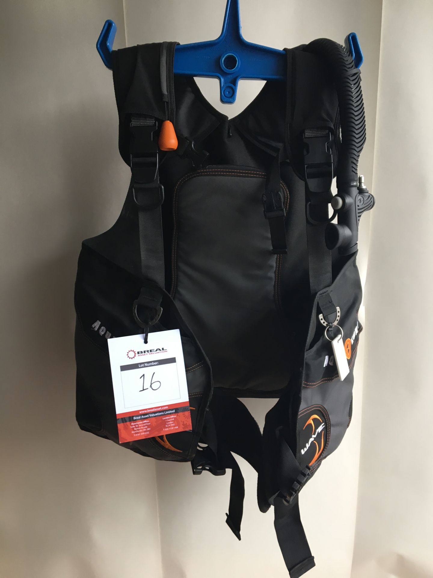 Aqua Lung Wave BCD Dive Vest in black, size M (used)