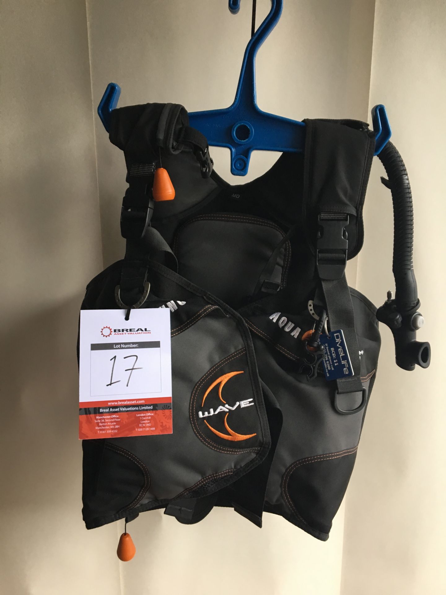 Aqua Lung Wave BCD Dive Vest in black, size M (used)