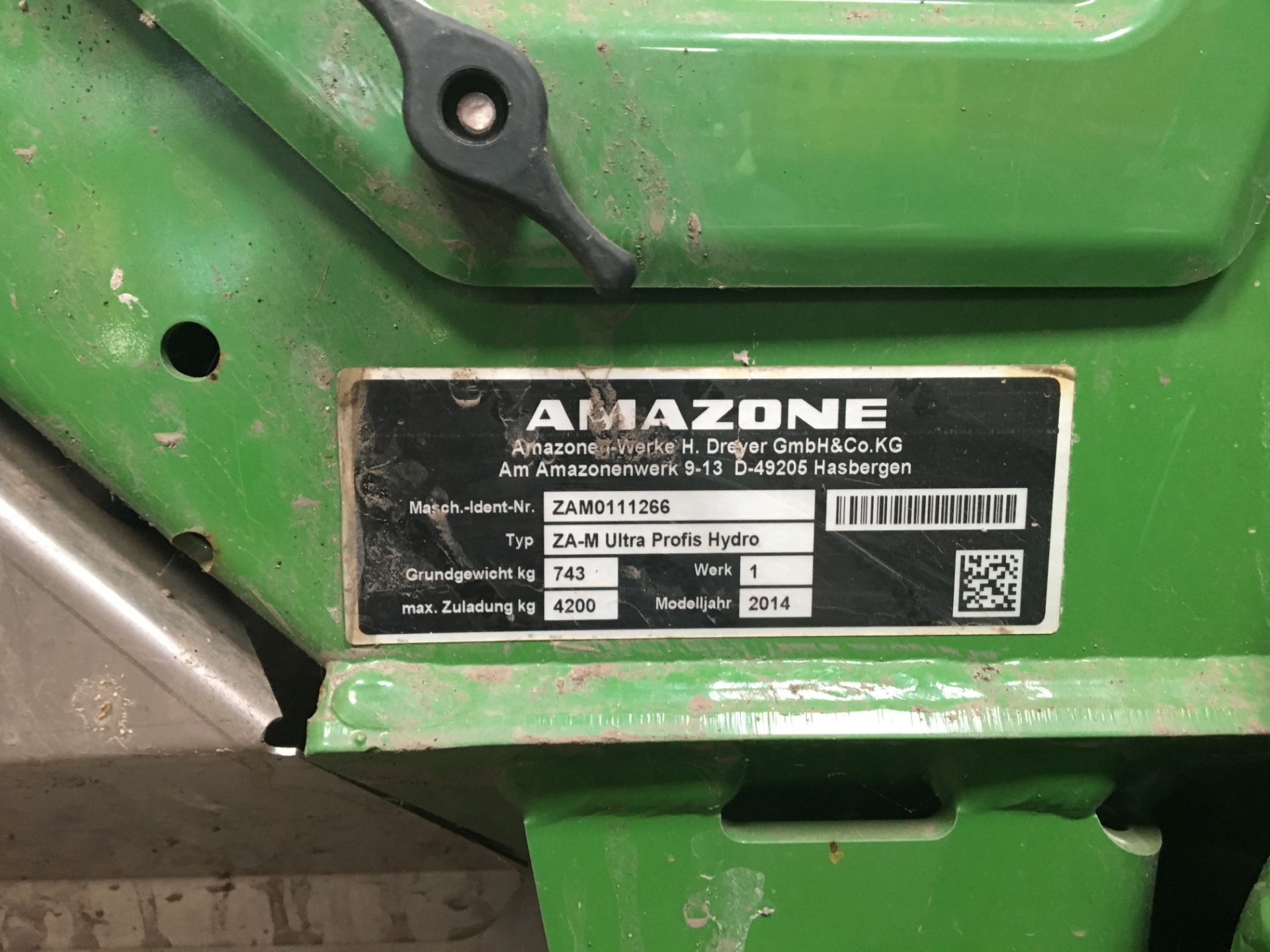 Amazone ZA-M 3600 Ultra Profis Hydro Fertilizer Spreader - Image 4 of 6