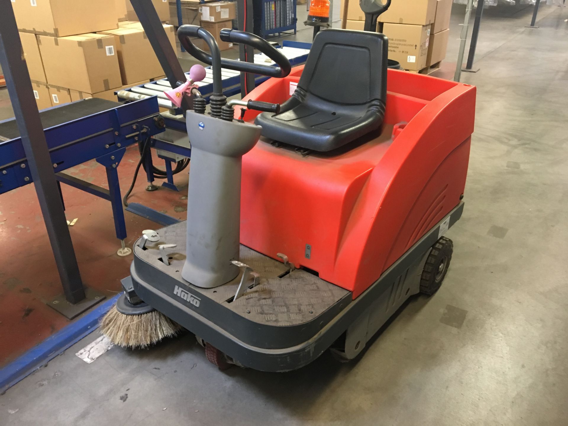 Hako-Jonas Type 900E Ride-On Floor Sweeper