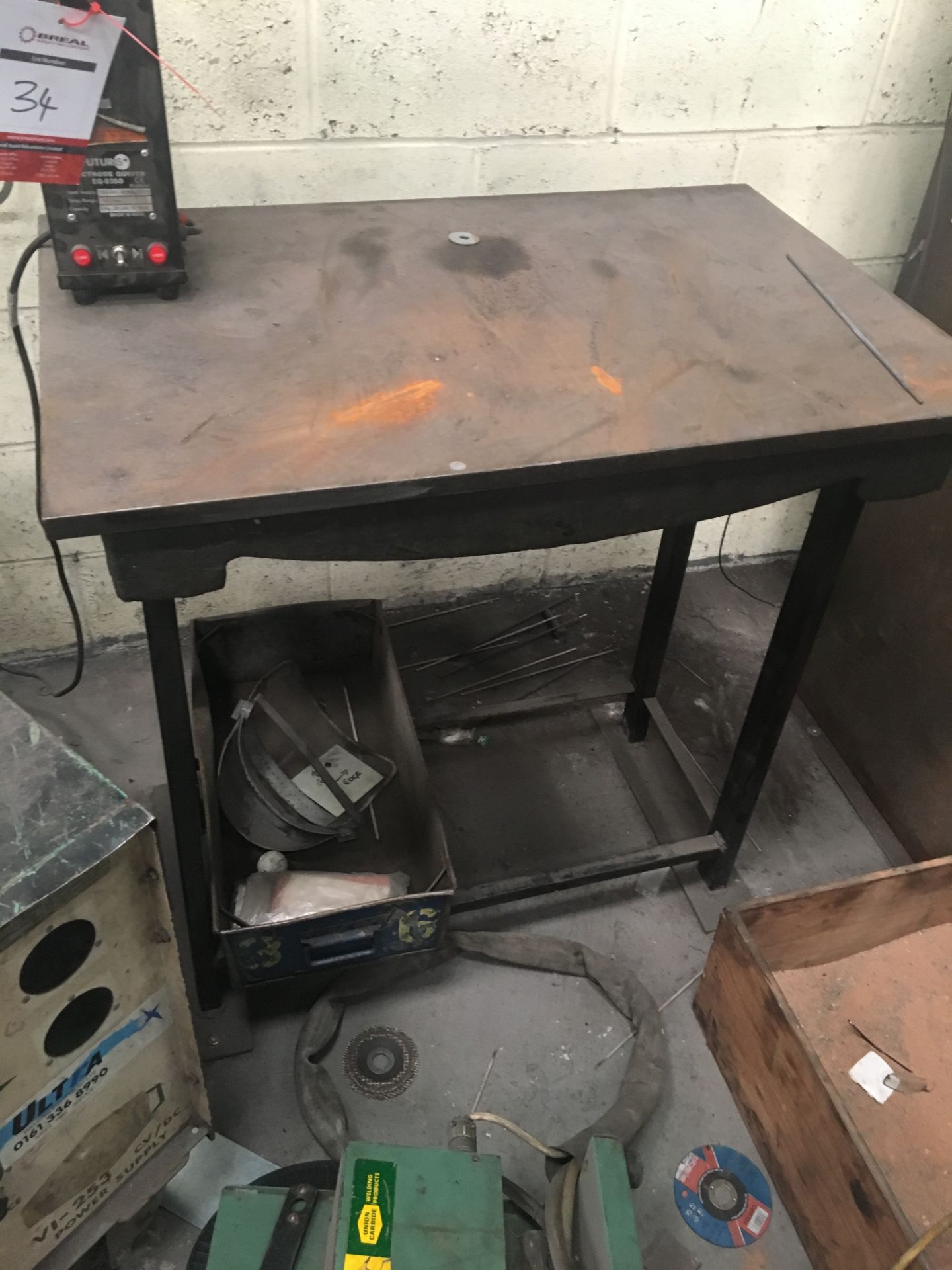 Steel Surface Table (2' x 3')