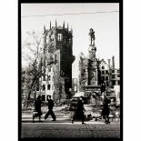 Peter Fischer, Cologne: "Alter Markt", November 1943 Gelatin image, 18 x 24 cm, back stamped and