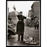 Peter Fischer: "Policeman in Cologne", c. 1947 Gelatin image, size 18 x 24 cm, back stamped: "