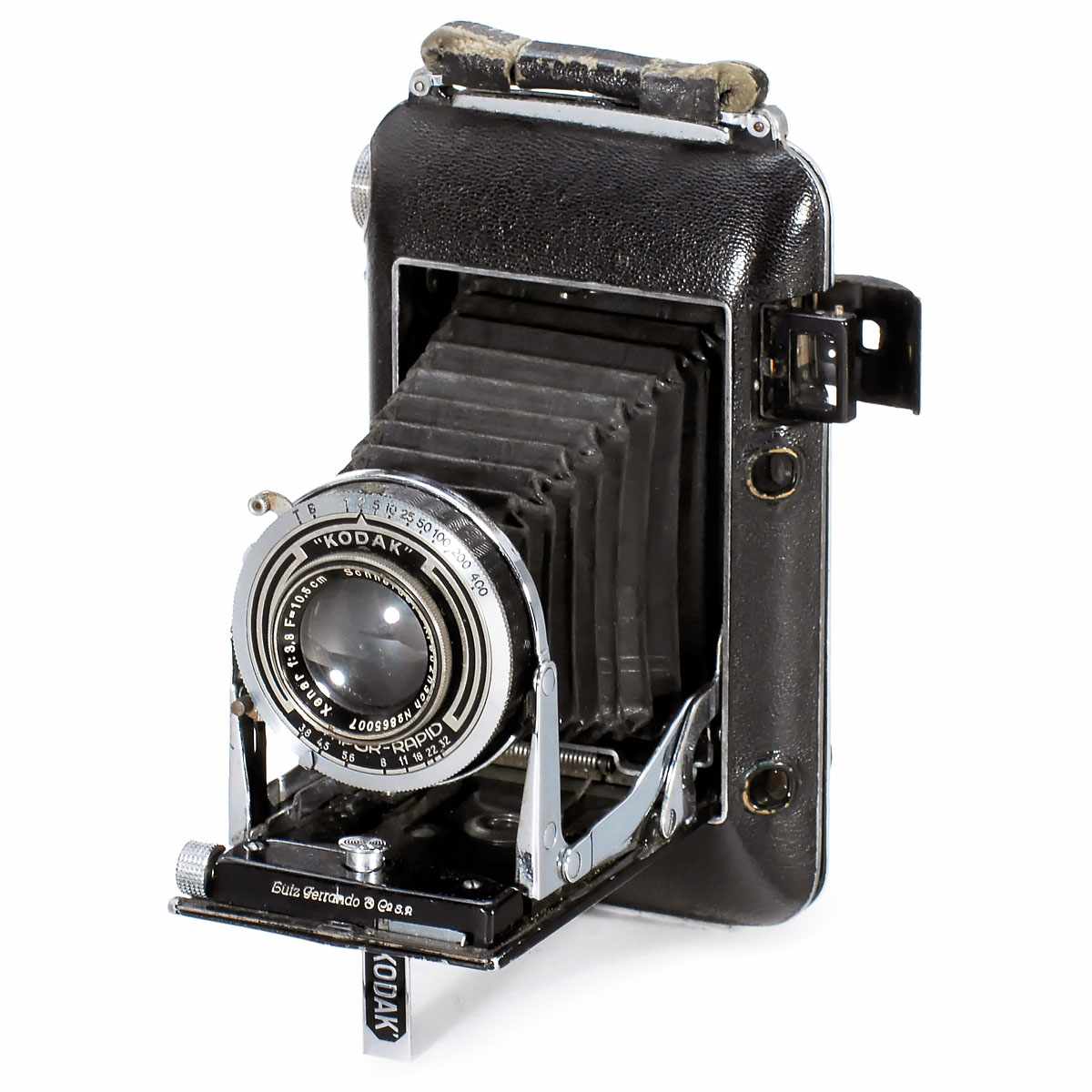 Kodak Regent, 1935 Kodak, Stuttgart. Size 6 x 9 cm and 4,5 x 6 cm, for film type 620, streamlined