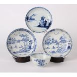 Nanking Cargo blue and white tea bowl and four blue and white similar saucers (5) (af)