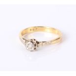 An 18ct gold diamond solitaire ring, 2.8g in total