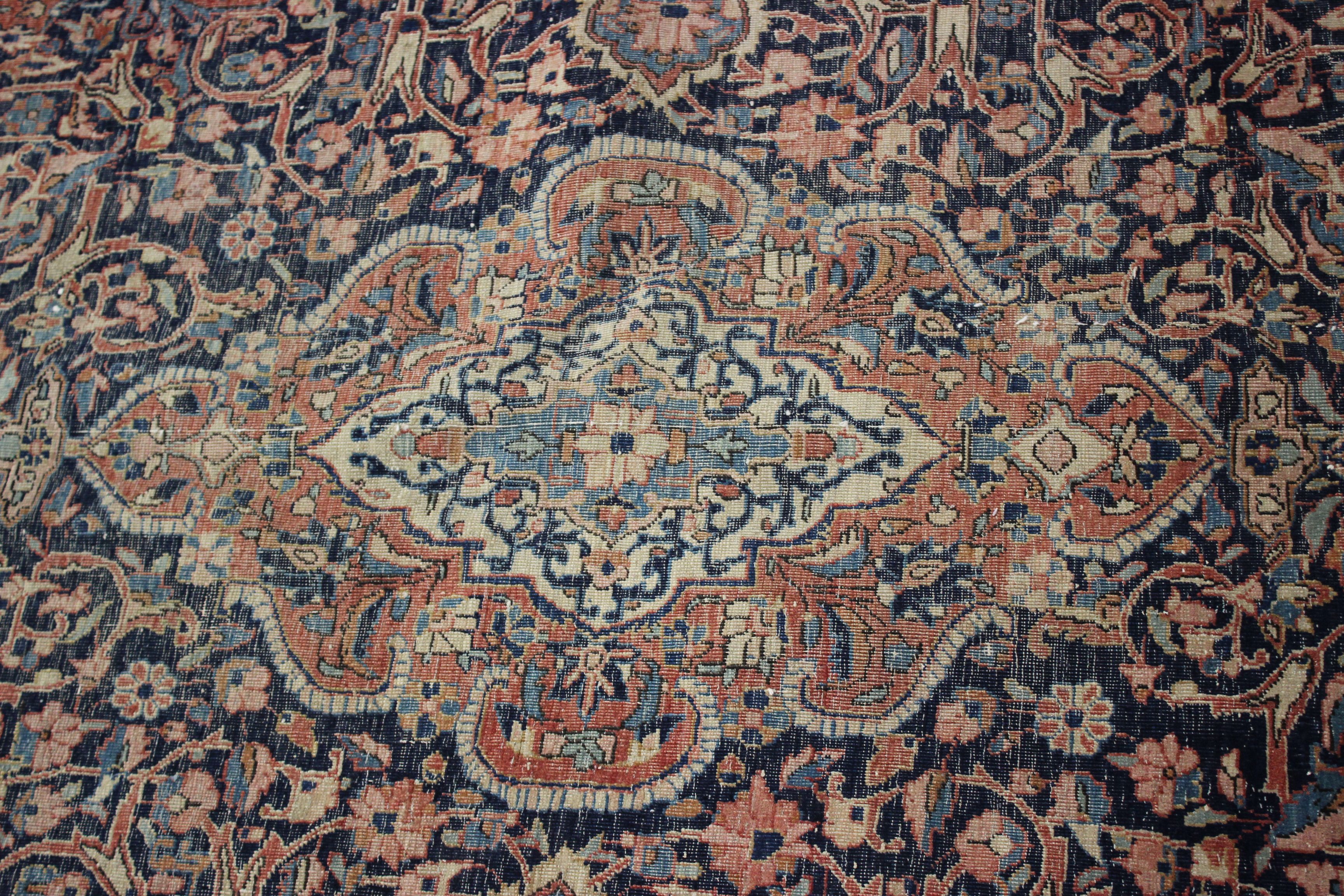 A Middle Eastern carpet (faded)200 x 130cm - Image 2 of 3