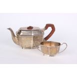 An early 20th century teapot and sugar bowl, Birmingham, makers Charles S Green & Co Ltd, teapot
