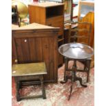 A mixed lot to include a 17th style oak joined stool, pair of bedside cupboards, toilet mirror,