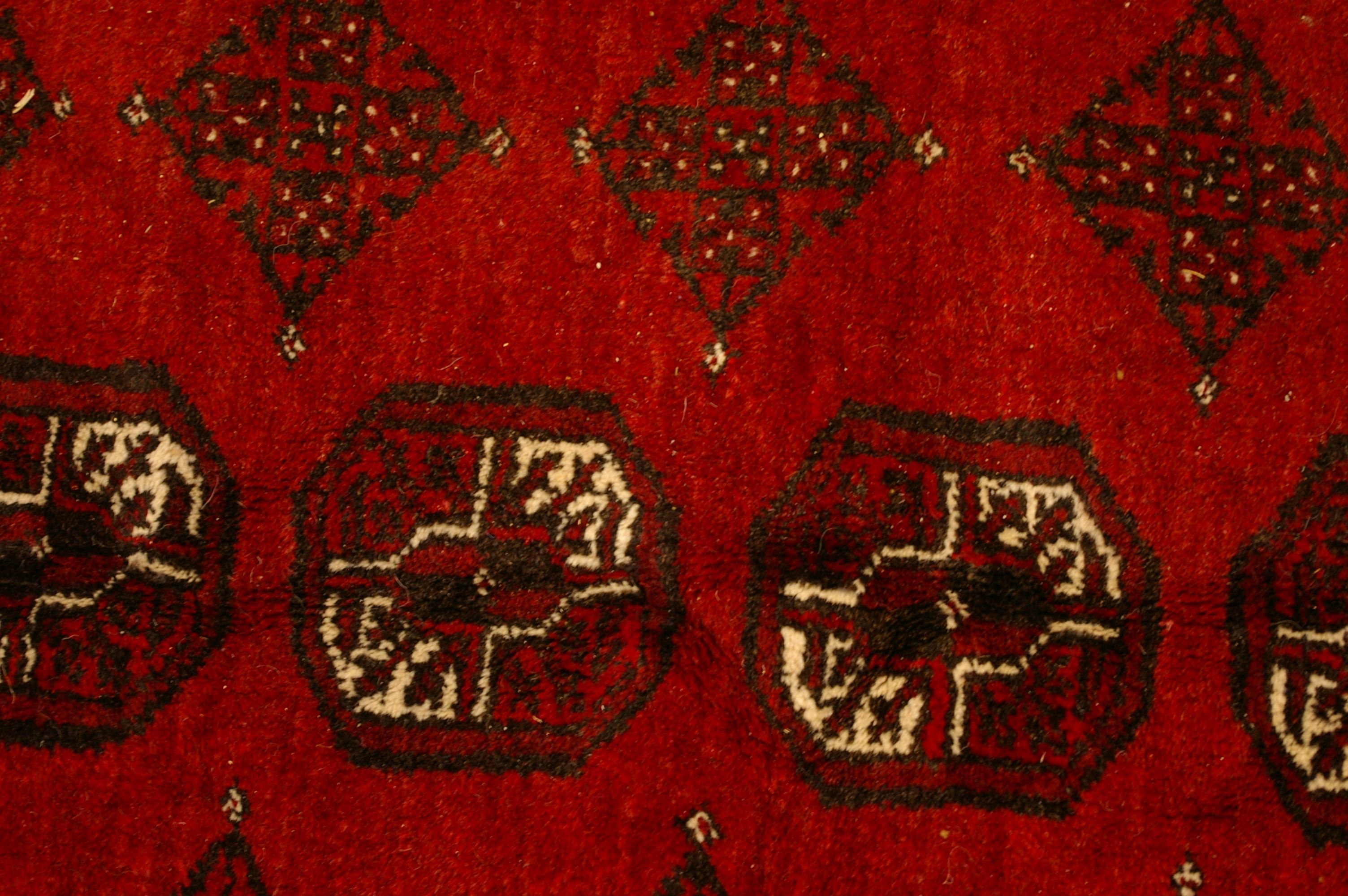 An Afghan carpet 190 x 238cm - Bild 3 aus 4