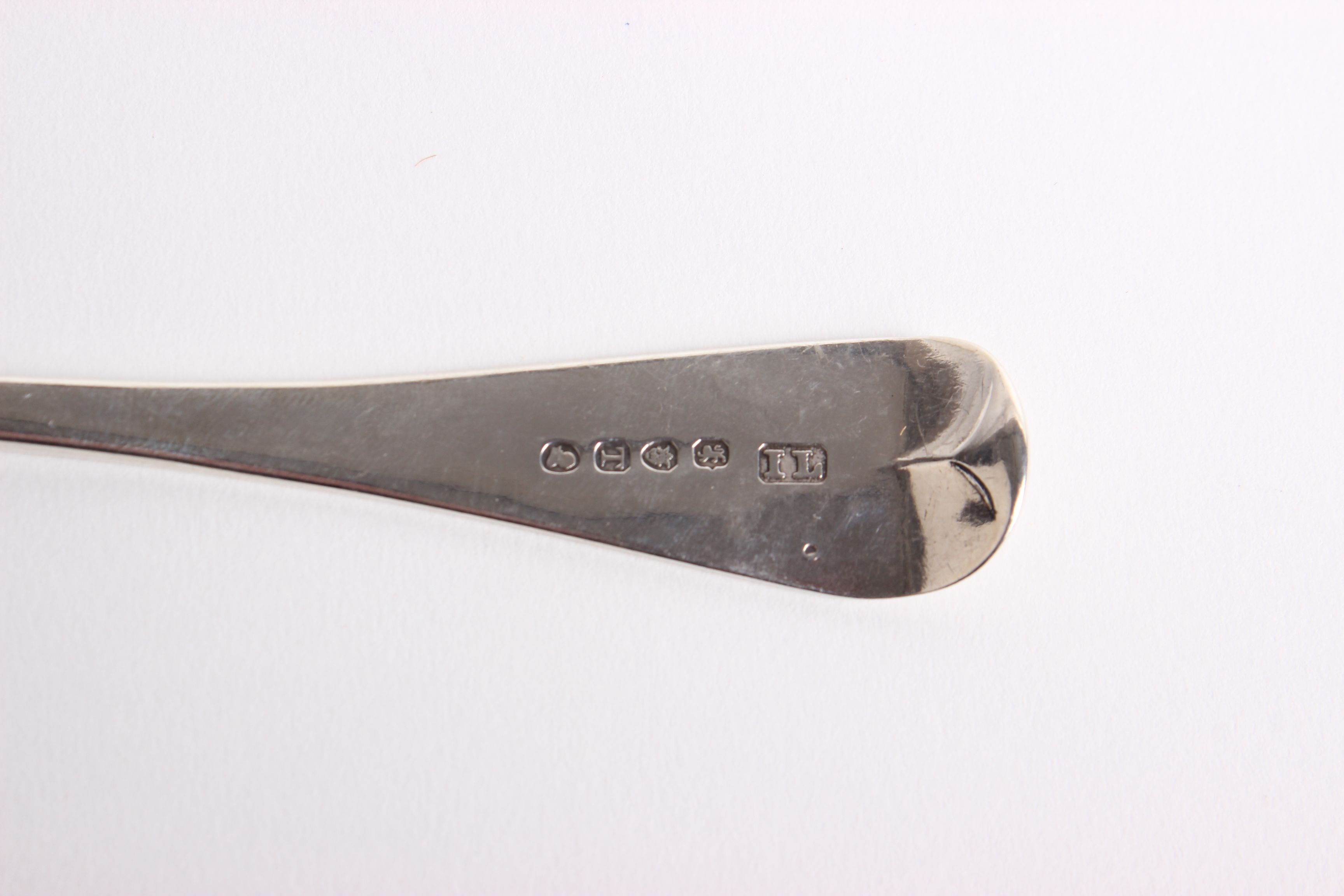 Silver: A pair of OEP table spoons (London 1814) 3.7g monogrammed - Image 2 of 2
