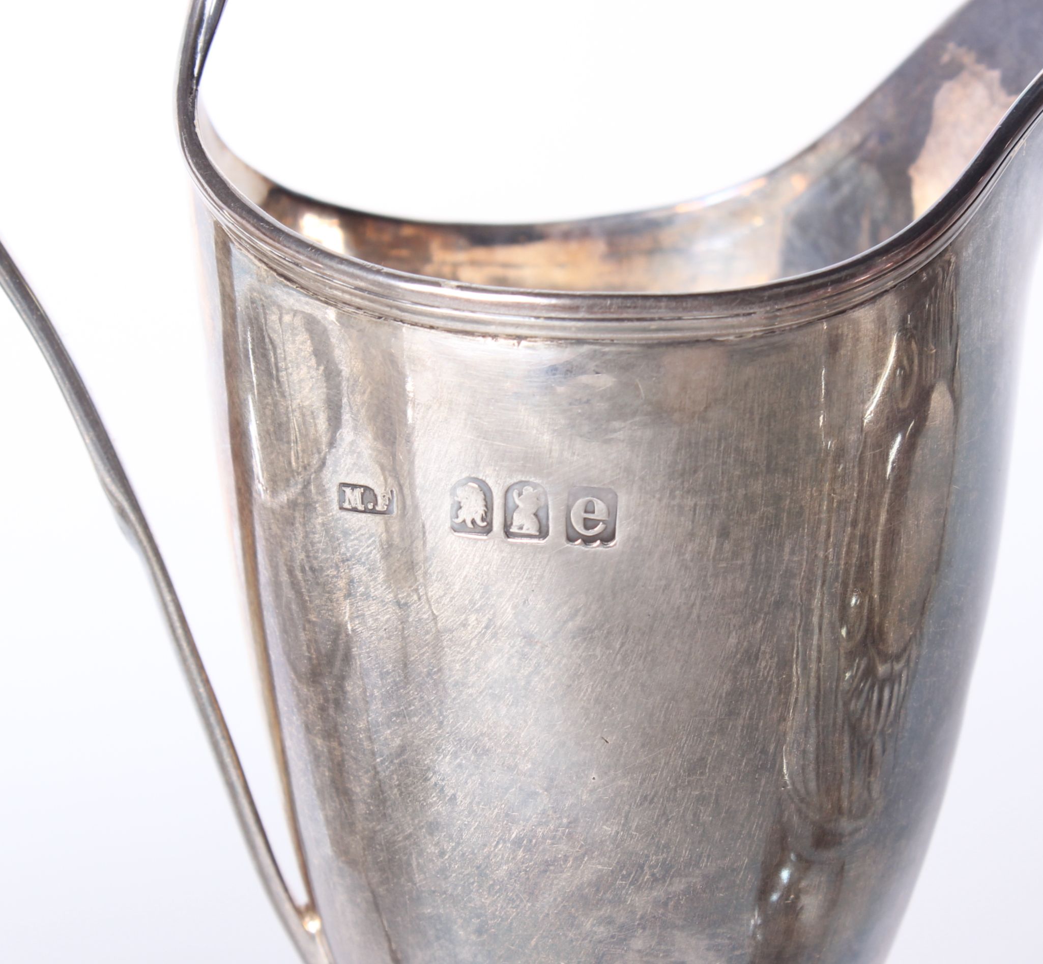 An Edwardian silver tankard, Levi & Salaman, Birmingham, 1903, 10cm high two silver jugs and a - Image 3 of 3