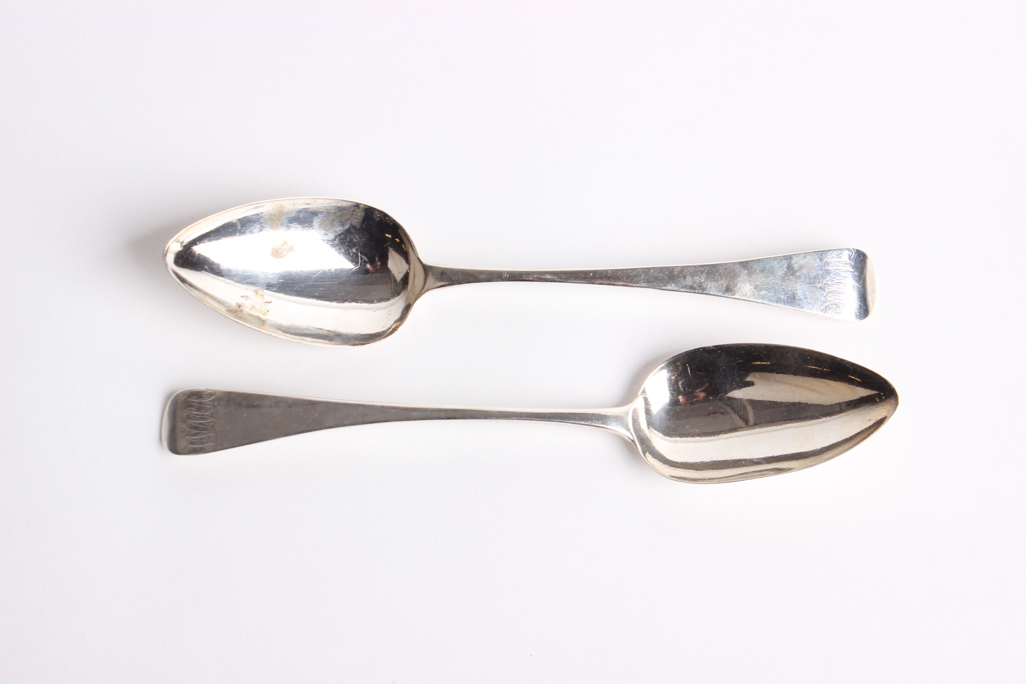 Silver: A pair of OEP table spoons (London 1814) 3.7g monogrammed