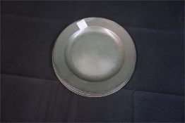 5 x 18th century pewter plates approx. 9" In diameter